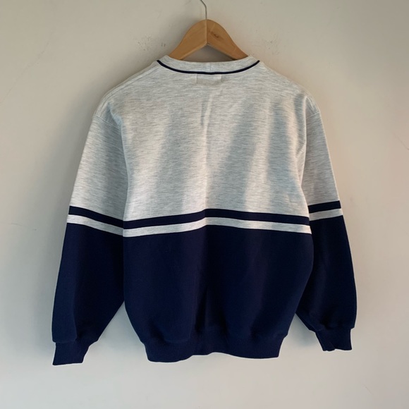 Sporty Crewneck - Picture 2 of 5